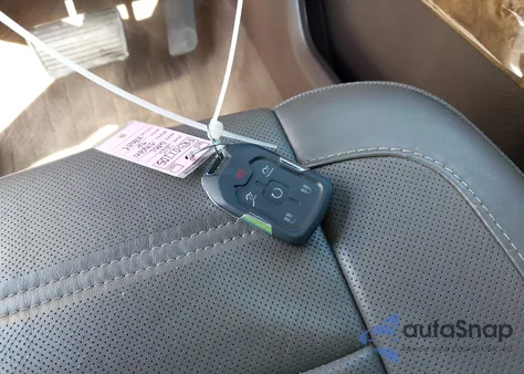 2015 GMC Yukon Xl 1500 Denali z USA, uszkodzony, nr VIN 1GKS1JKJ4FR507705